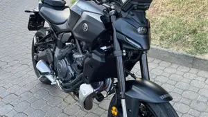 Yamaha MT-07 Y-AMT (2025 - 26)  (5)