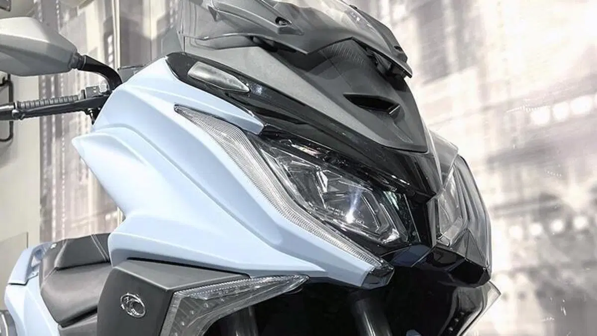 Kymco AK 550 ETS (2021 - 26)  (4)