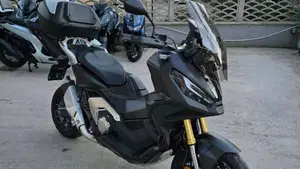 Honda X-ADV 750 DCT (2021 - 24)  (2)