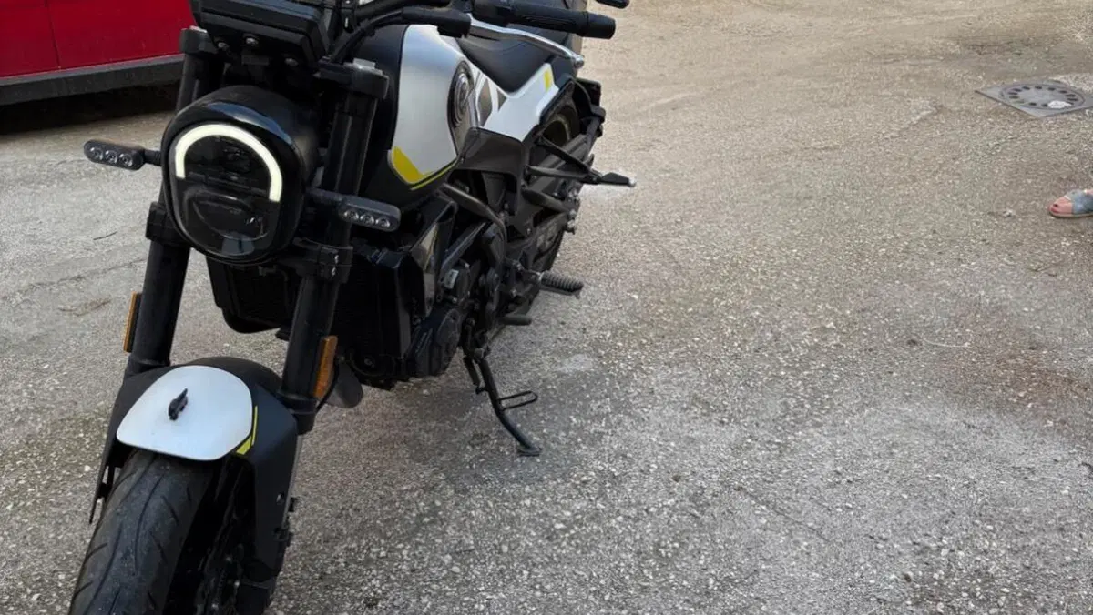 Benelli Leoncino 250 (2021 - 25)  (4)