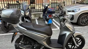 Kymco People 125i S (2021 - 25)  (3)