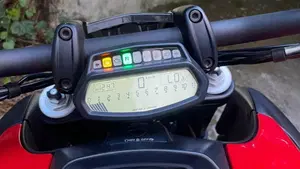 Ducati Diavel 1200 Carbon (2017 - 18)  (8)