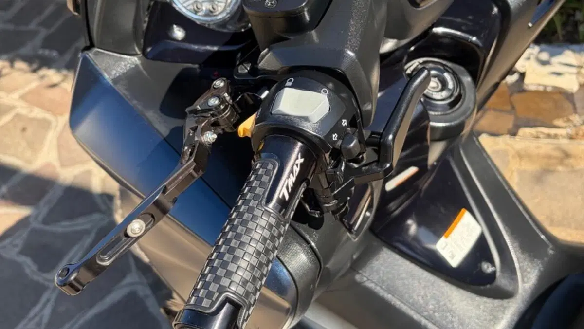 Yamaha T-Max 500 Tech Max (2011 - 13)  (4)