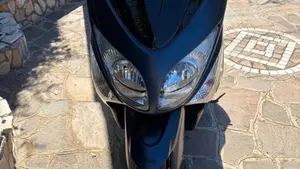 Yamaha T-Max 500 Tech Max (2011 - 13)  (6)