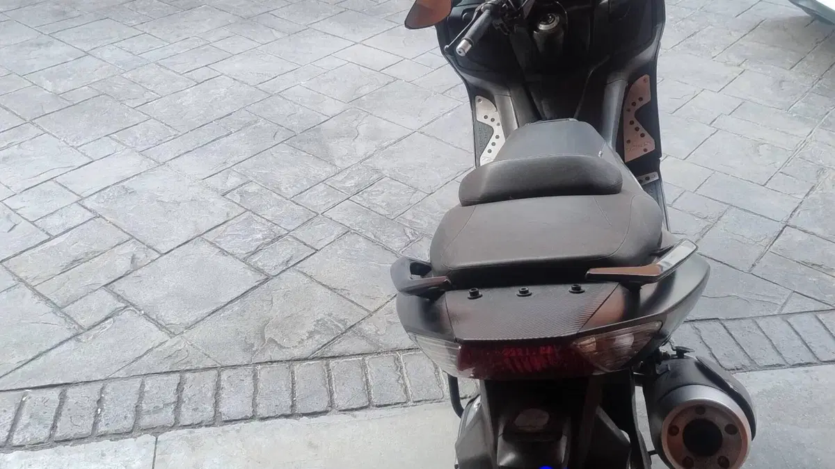 Yamaha T-Max 500 (2008 - 12)  (8)