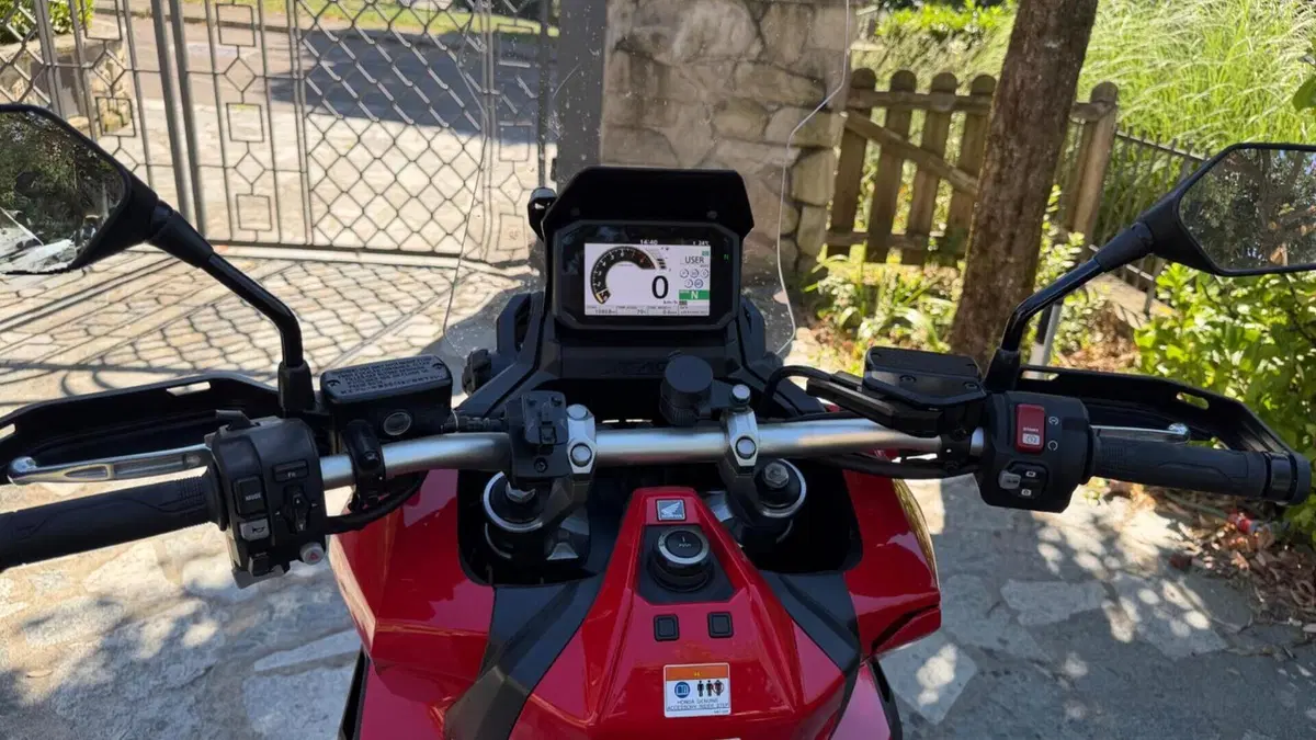 Honda X-ADV 750 DCT (2021 - 24)  (6)