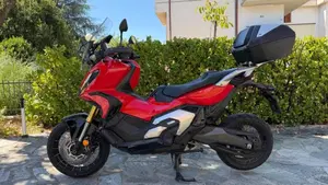Honda X-ADV 750 DCT (2021 - 24)  (4)