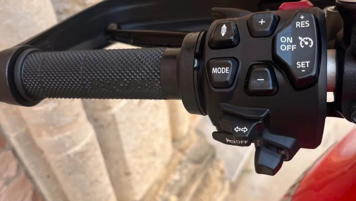 Ducati Multistrada V4 S (2021 - 24)  (5)