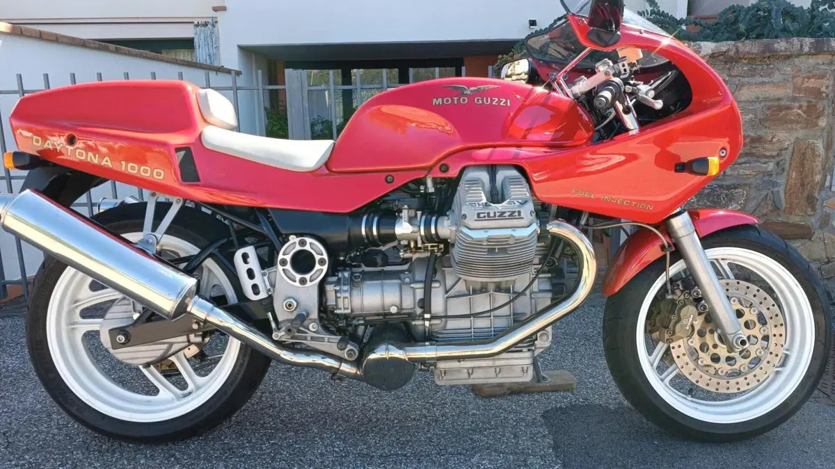 Moto Guzzi  