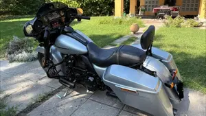 Harley-Davidson 114 Street Glide Special (2019 - 20) - FLHXS  (2)