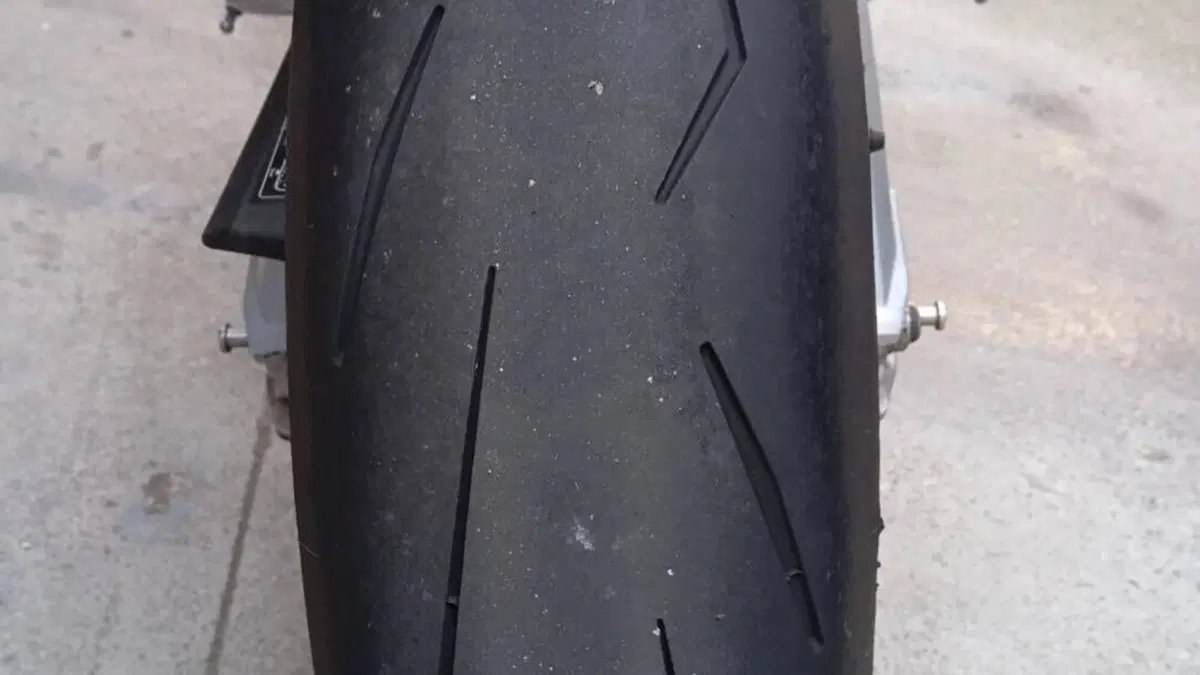 Aprilia Tuono 660 (2021 - 25)  (5)