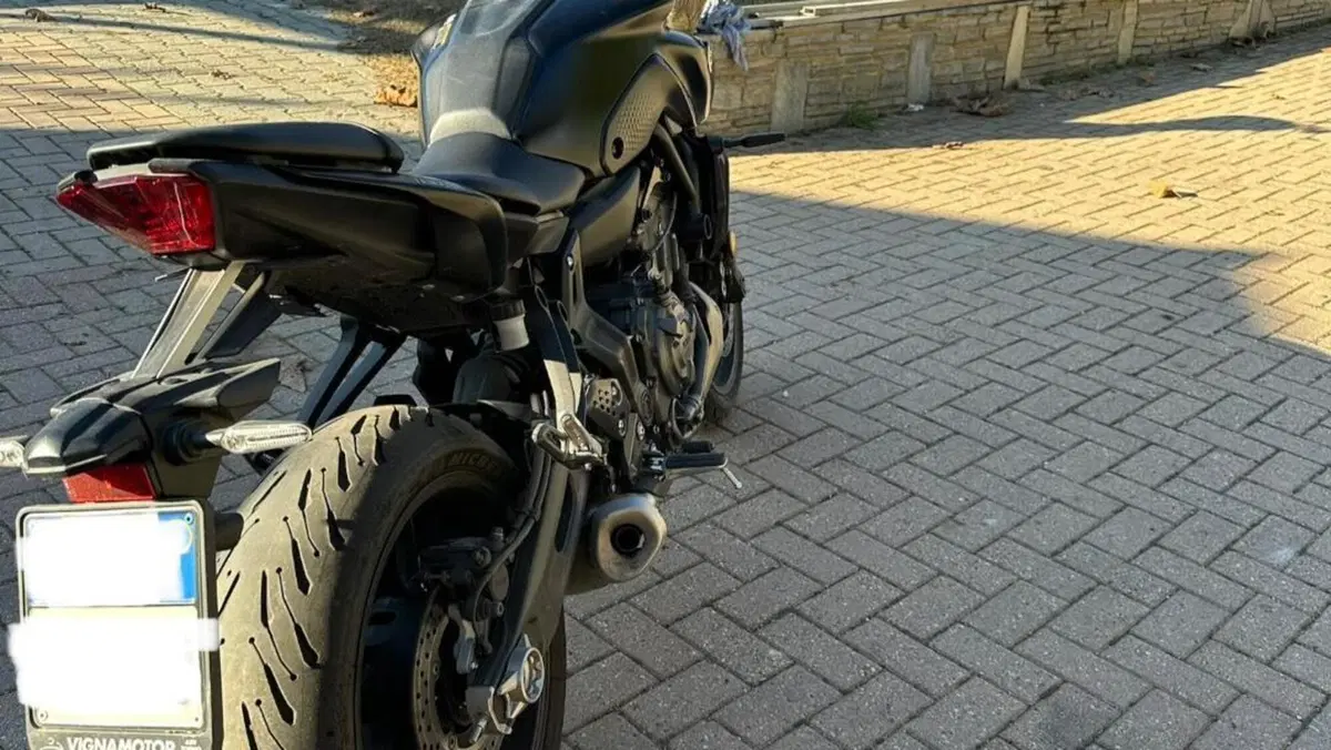 Yamaha MT-07 (2021 - 24)  (2)