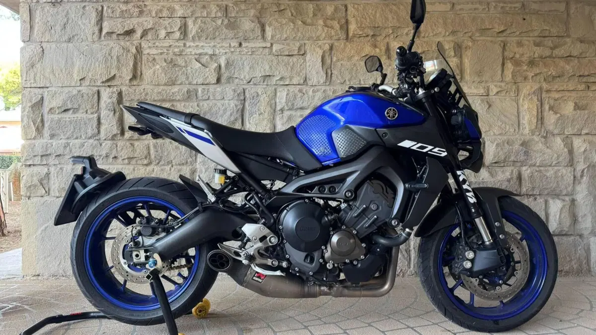 Yamaha MT-09 (2017 - 20)  (2)