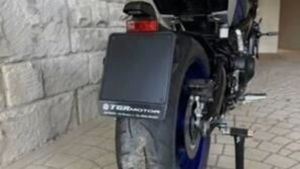 Yamaha MT-09 (2017 - 20)  (8)