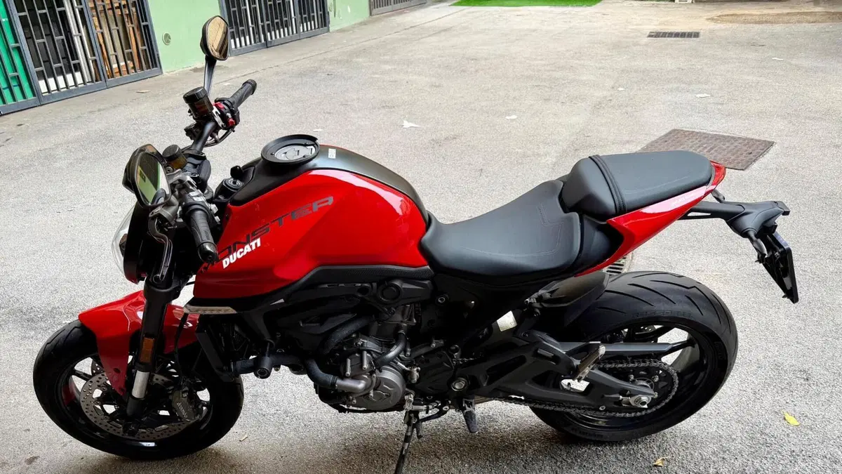 Ducati Monster 937 (2021 - 25)  (7)