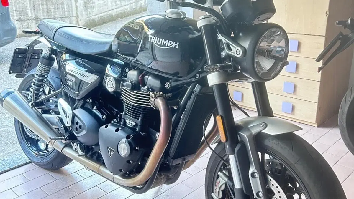 Triumph Speed Twin 1200 (2021 - 24)  (6)