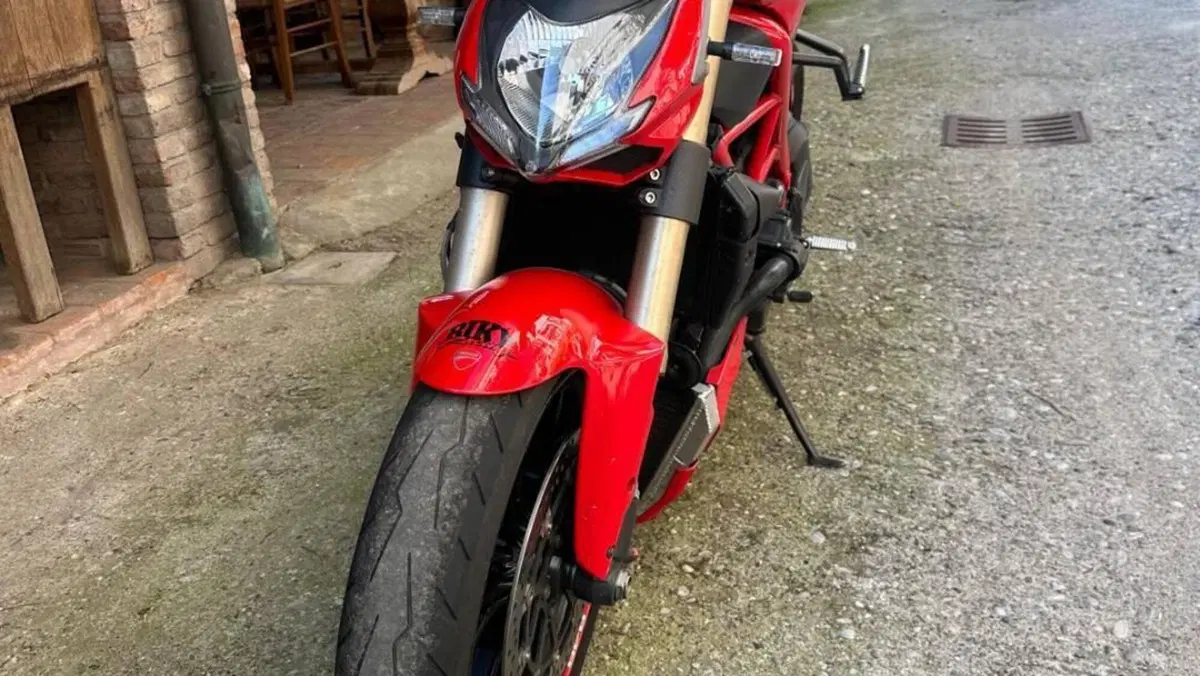 Ducati Streetfighter 848 (2011 - 15)  (2)