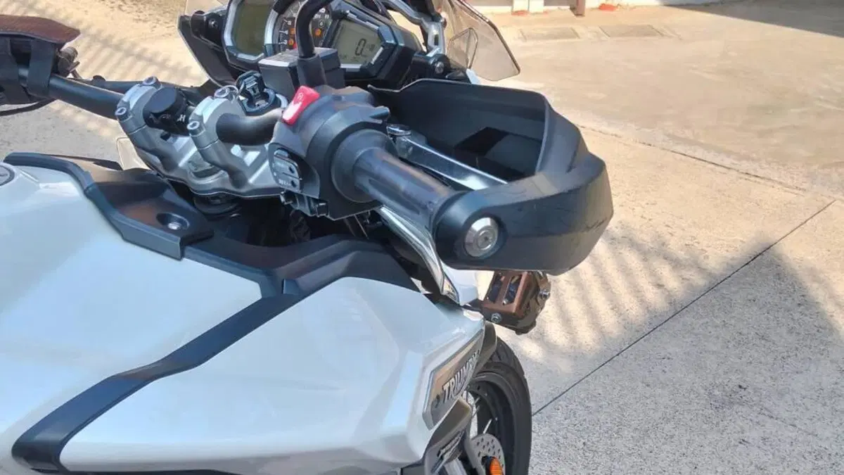 Triumph Tiger Explorer XCX 1215 ABS (2016 - 17)  (4)