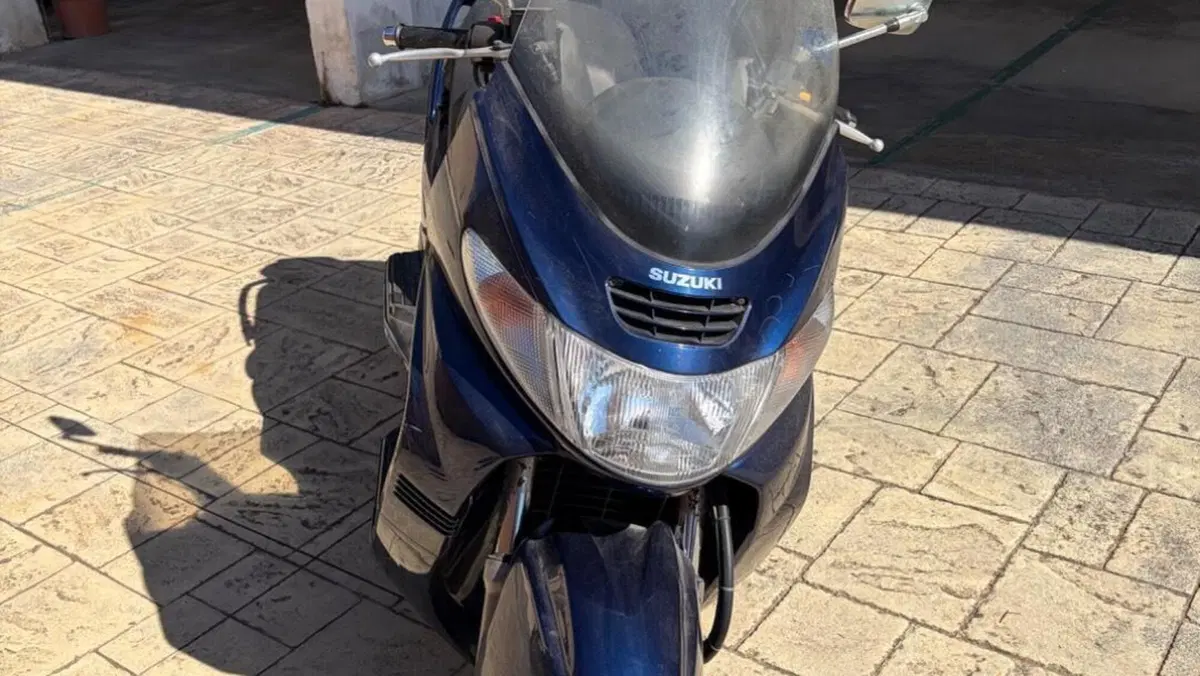 Suzuki Burgman AN 400 (2001 - 02)  (7)