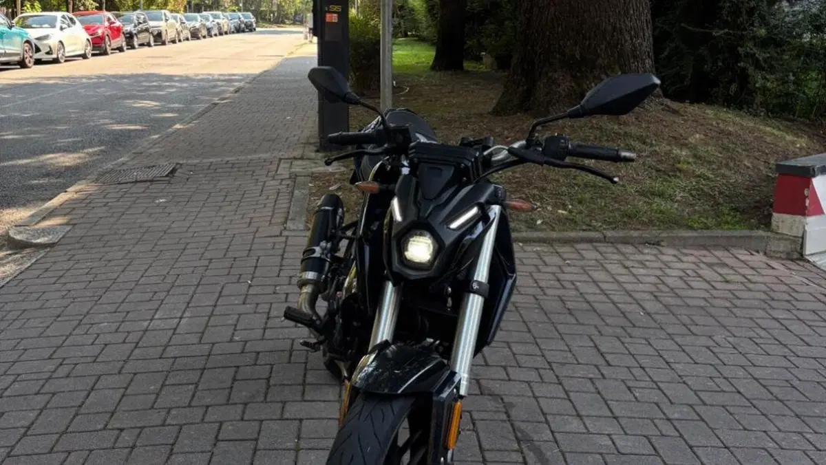 Voge Brivido 125R (2023 - 26)  (2)