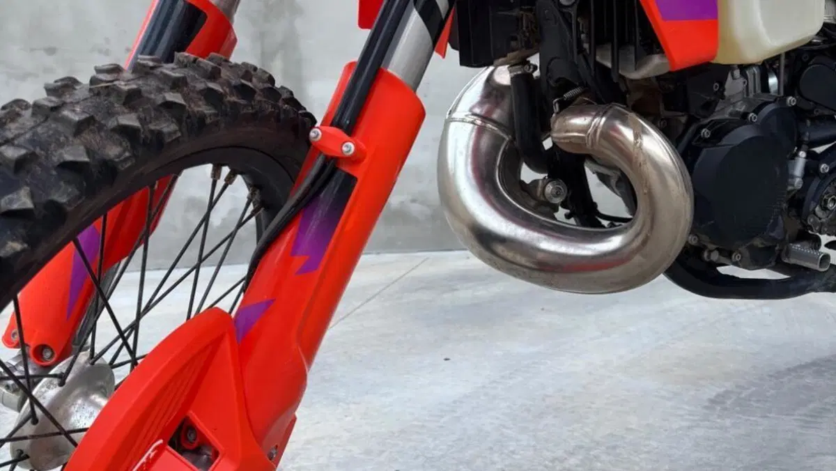 KTM 300 EXC TBI (2024)  (6)