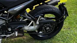 Ducati Monster S2 R Dark (2004 - 06)  (4)