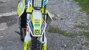 Husqvarna FE 350 (2023)  (8)