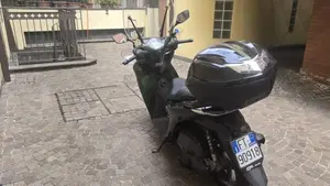 Honda SH 150i Sport (2024 - 25)  (5)