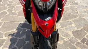 Ducati Hypermotard 950 SP (2022 - 25)  (4)