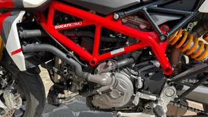 Ducati Hypermotard 950 SP (2022 - 25)  (8)