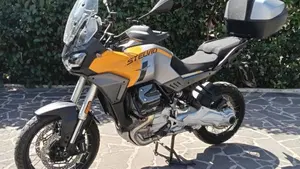 Moto Guzzi Stelvio (2024 - 26) 