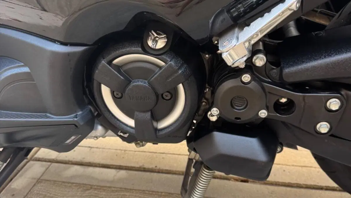Yamaha T-Max 560 Tech Max (2022 - 24)  (12)
