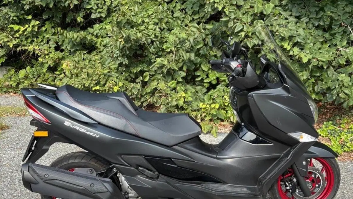 Suzuki Burgman AN 400 (2017 - 20)  (2)