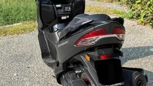 Suzuki Burgman AN 400 (2017 - 20)  (5)