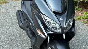 Suzuki Burgman AN 400 (2017 - 20)  (8)