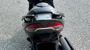Suzuki Burgman AN 400 (2017 - 20)  (10)