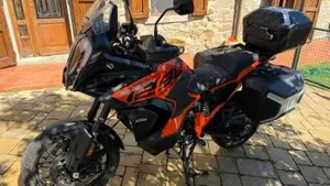 KTM 1290 Super Adventure S (2021 - 25)  (4)