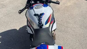 Bmw S 1000 RR (2019 - 20)  (3)
