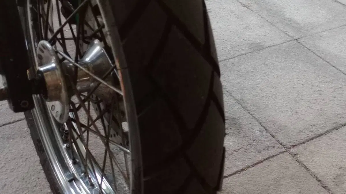 Triumph Bonneville T100 (2008 - 16)  (12)