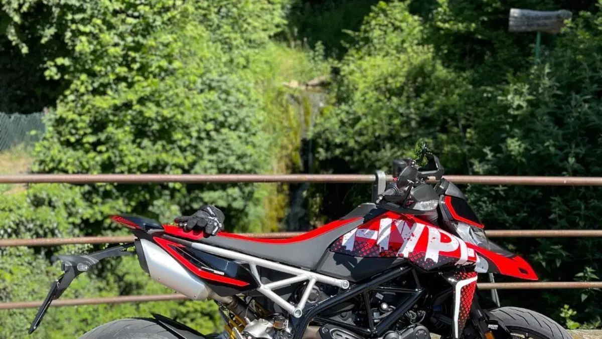 Ducati Hypermotard 950 RVE (2022 - 25)  (5)