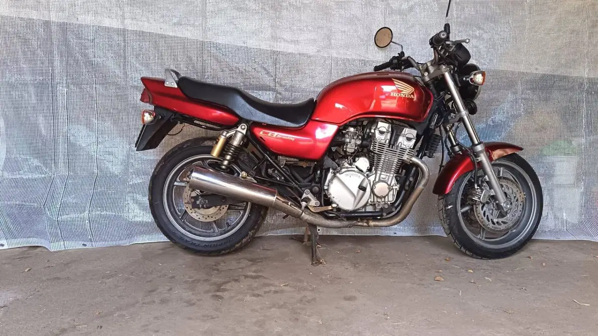 Honda  