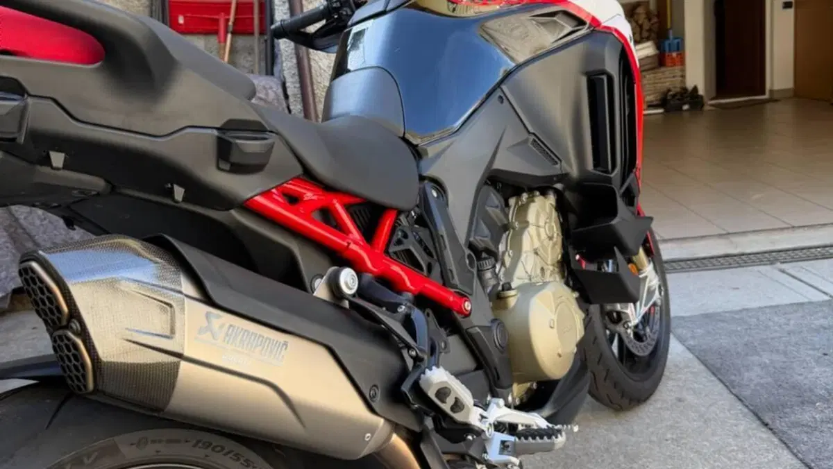 Ducati Multistrada V4 Pikes Peak (2021 - 24)  (2)