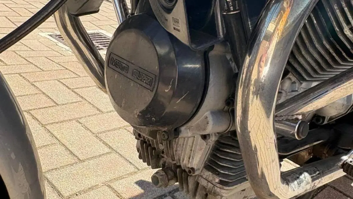 Moto Guzzi   (19)