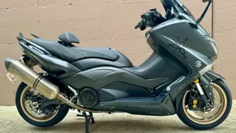 Yamaha T-Max 530 Iron Max ABS (2014 - 17) usata