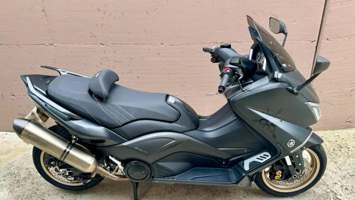 Yamaha T-Max 530 Iron Max ABS (2014 - 17)  (5)