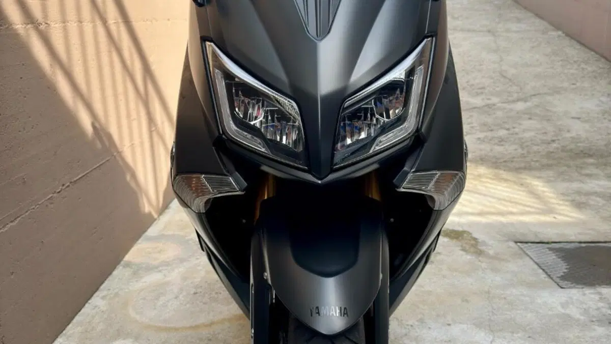 Yamaha T-Max 530 Iron Max ABS (2014 - 17)  (10)