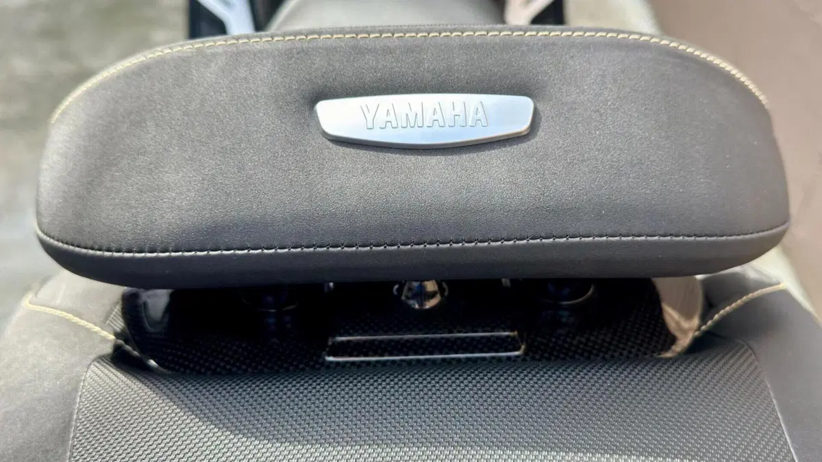 Yamaha T-Max 530 Iron Max ABS (2014 - 17)  (13)