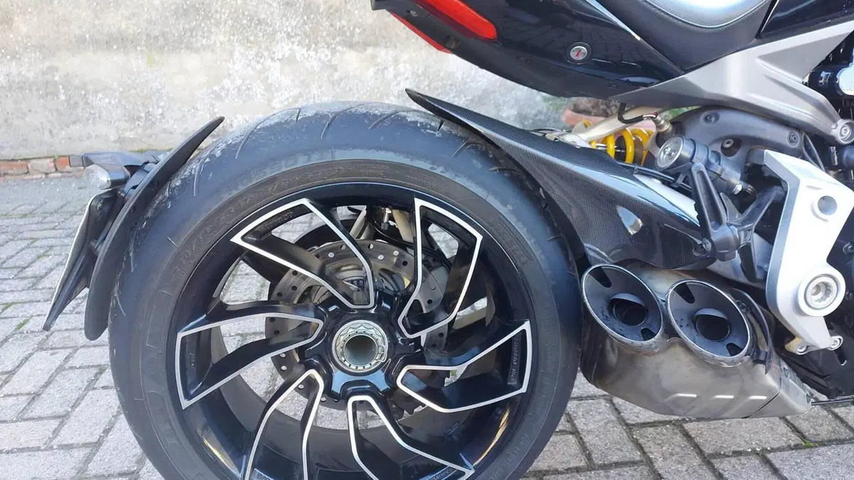 Ducati XDiavel 1262 S (2016 - 20)  (5)
