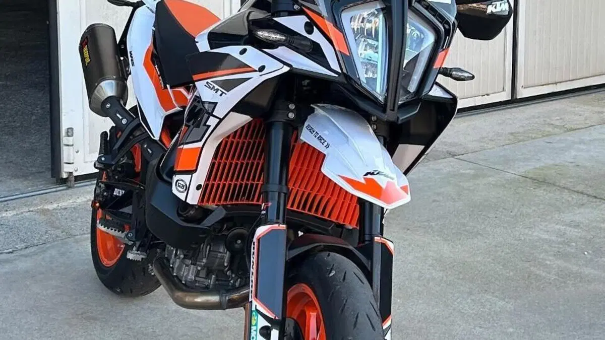 KTM 890 SMT (2023 - 25)  (2)