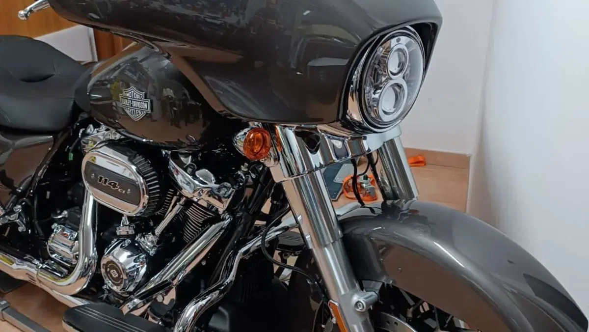 Harley-Davidson Street Glide Special (2021 - 23)  (7)